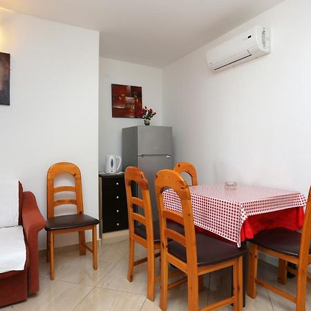 Apartments By The Sea Zivogosce - Porat, Makarska - 18218 イグラネ エクステリア 写真