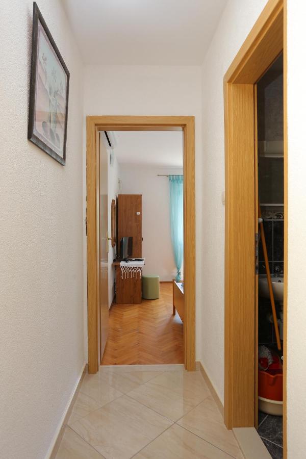 Apartments By The Sea Zivogosce - Porat, Makarska - 18218 イグラネ エクステリア 写真