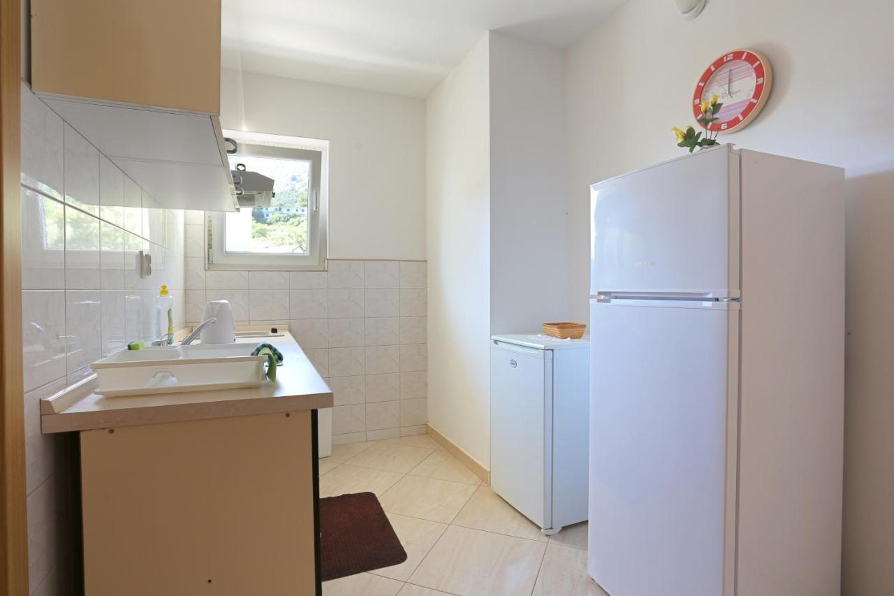 Apartments By The Sea Zivogosce - Porat, Makarska - 18218 イグラネ エクステリア 写真
